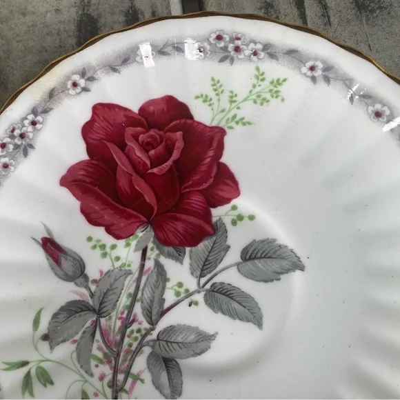Vintage Royal Stafford Set Of 2 Roses to Remember Bone China Tea Saucers England - Picture 8 of 15